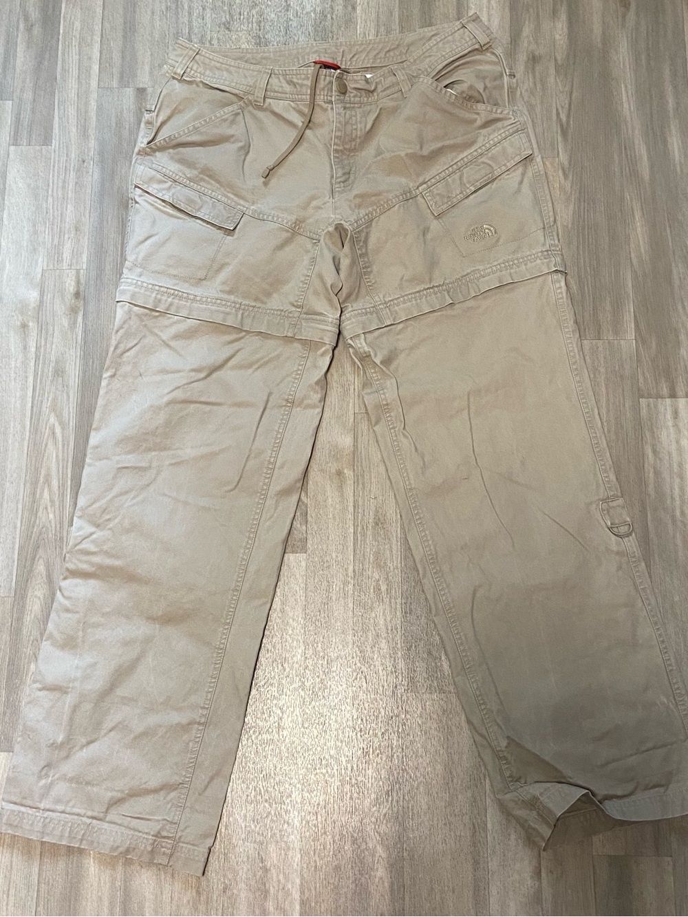 The North Face Convertible Cargo Pants Hiking Gorpcore Zip Off Legs Women's L